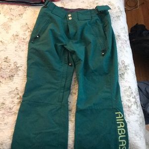 Air blaster ski pants